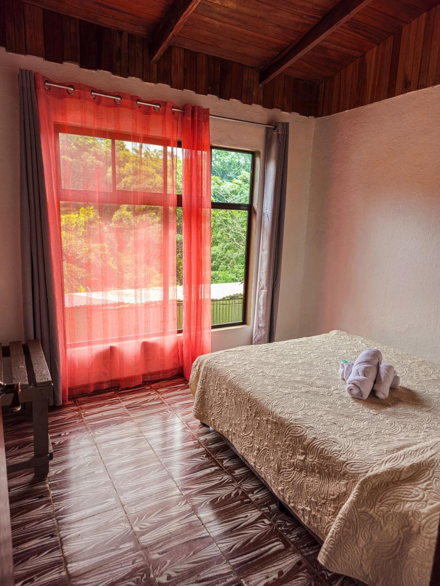 Cabinas Selva Verde Monteverde Quarto foto